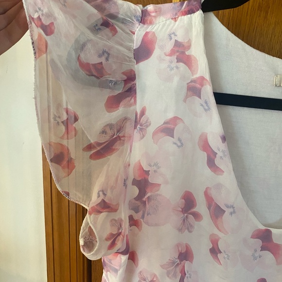 Silk Floral Top - Picture 2 of 6